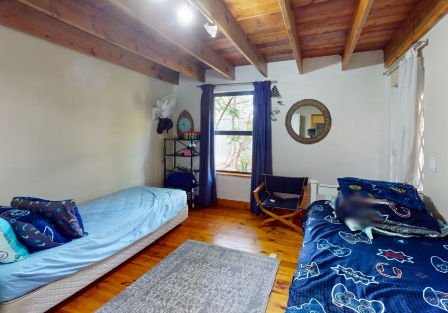 To Let 5 Bedroom Property for Rent in Rheenendal Western Cape